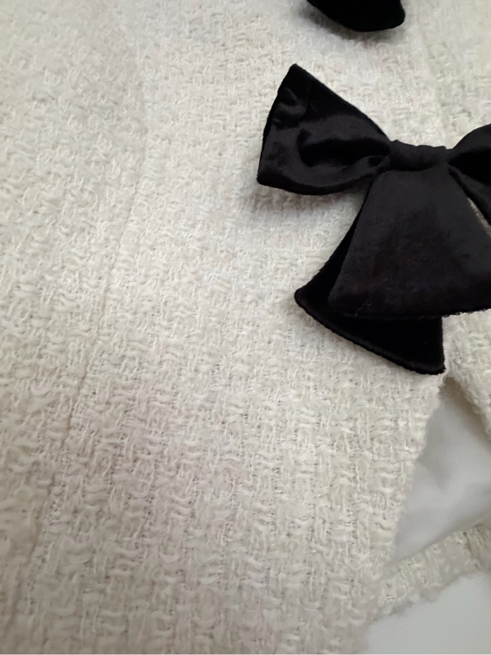 Avec Les Filles Cream Tweed Jacket with Black Velvet Bow - Picture 3 of 5
